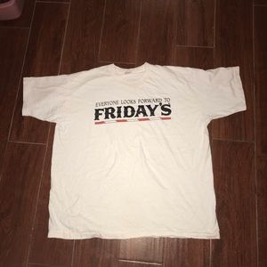 FRIDAYS t-shirt
